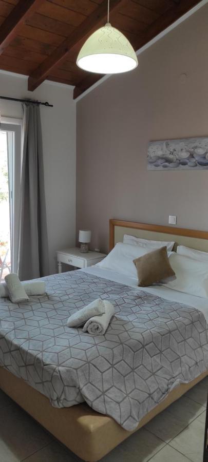 Villa Skabus - Apartment Liapades Bagian luar foto