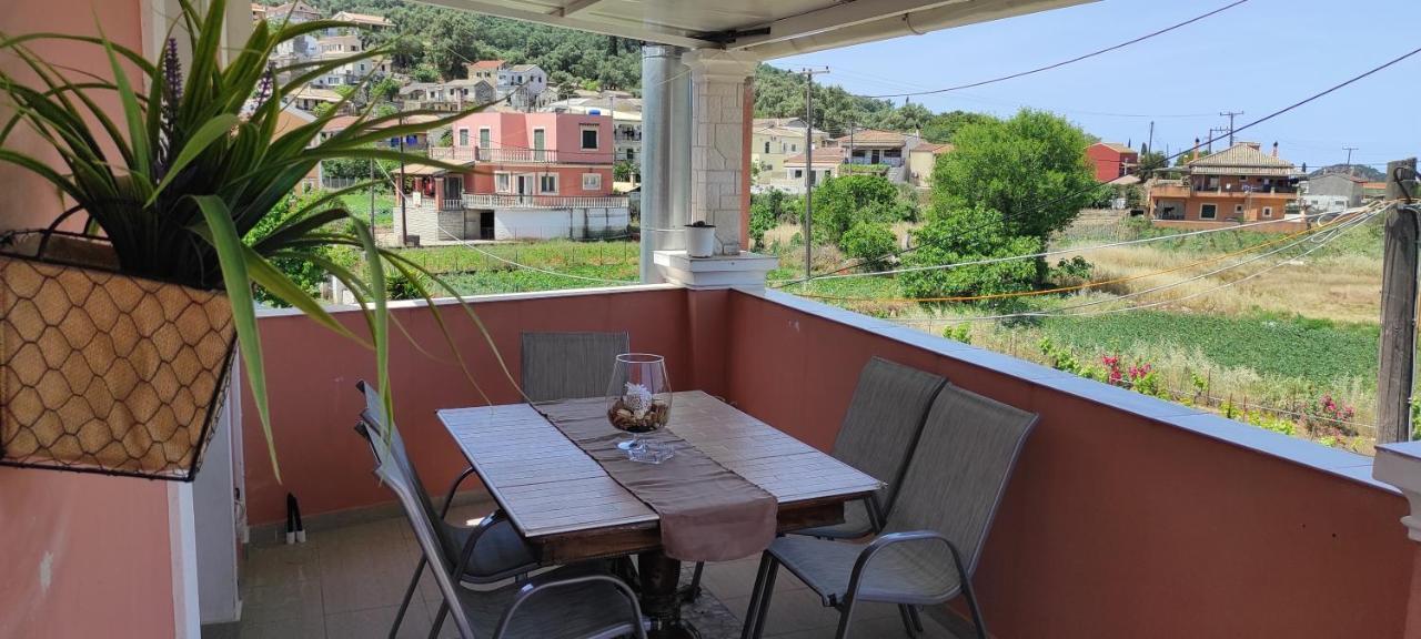 Villa Skabus - Apartment Liapades Bagian luar foto